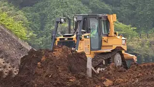 CAT D6R