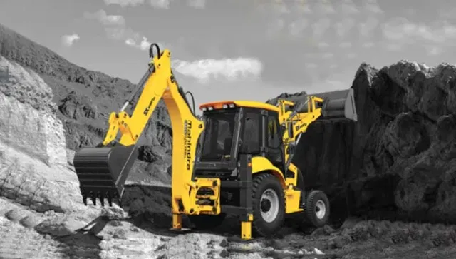 MAHINDRA Earthmaster SX