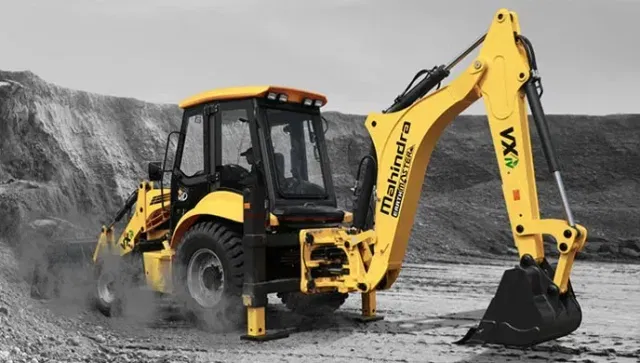 MAHINDRA EarthMaster VX IV