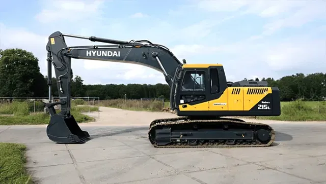 HYUNDAI R215L