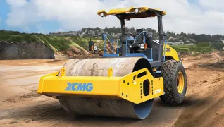 Schwing Stetter XS115H Compactor